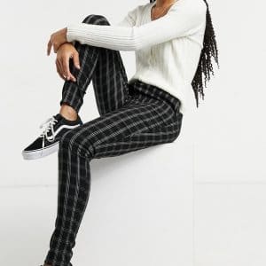 New Look - Ternede bukser med smalle ben og sort mønster